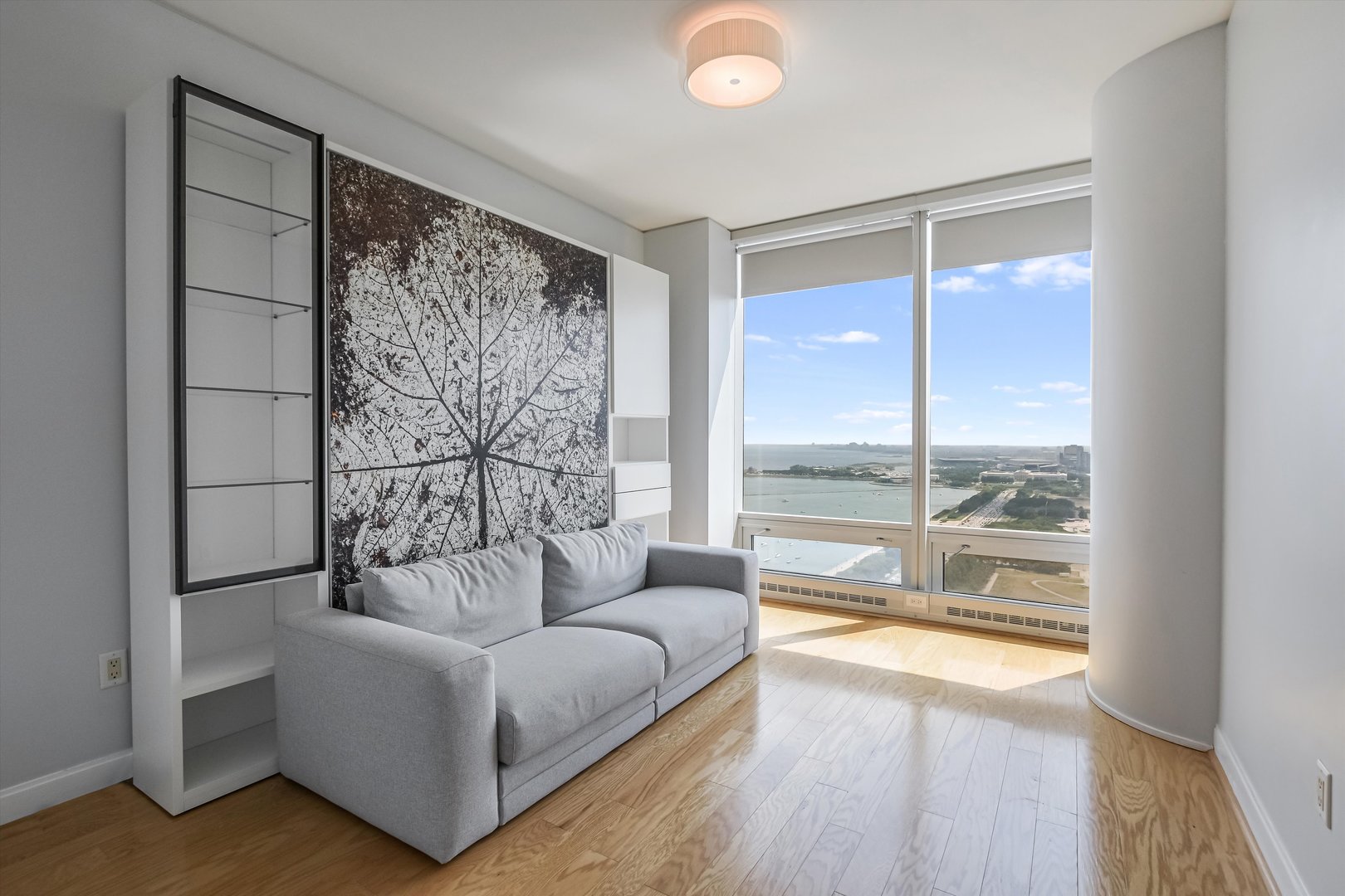 340 E Randolph St #3503 Chicago, IL 60601