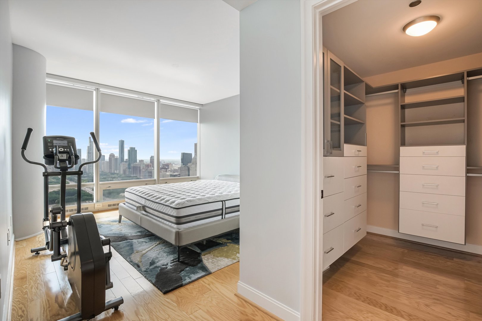 340 E Randolph St #3503 Chicago, IL 60601