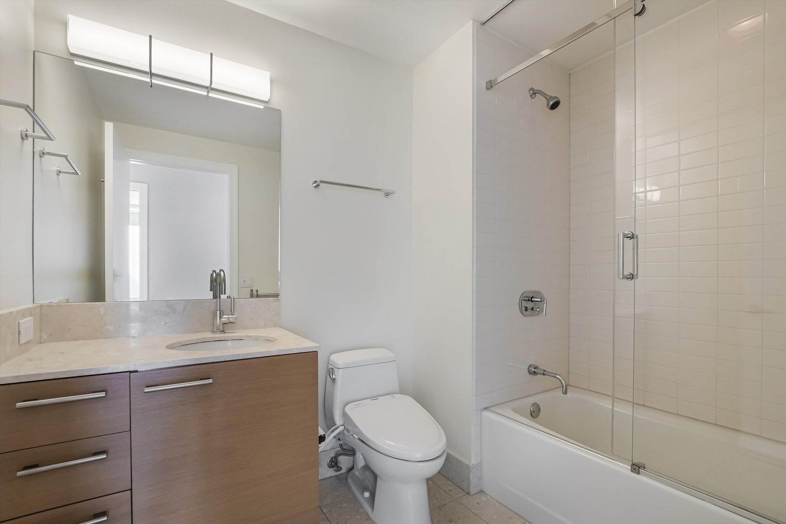 340 E Randolph St #3503 Chicago, IL 60601