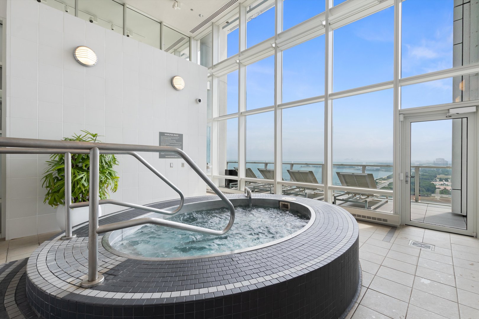 340 E Randolph St #3503 Chicago, IL 60601