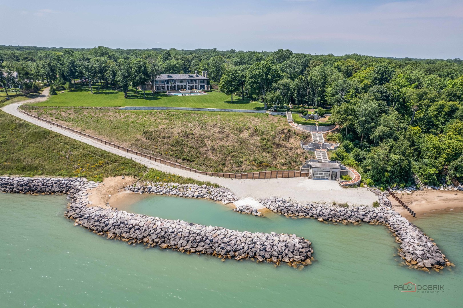 595 Cir Ln Lake Forest, IL 60045