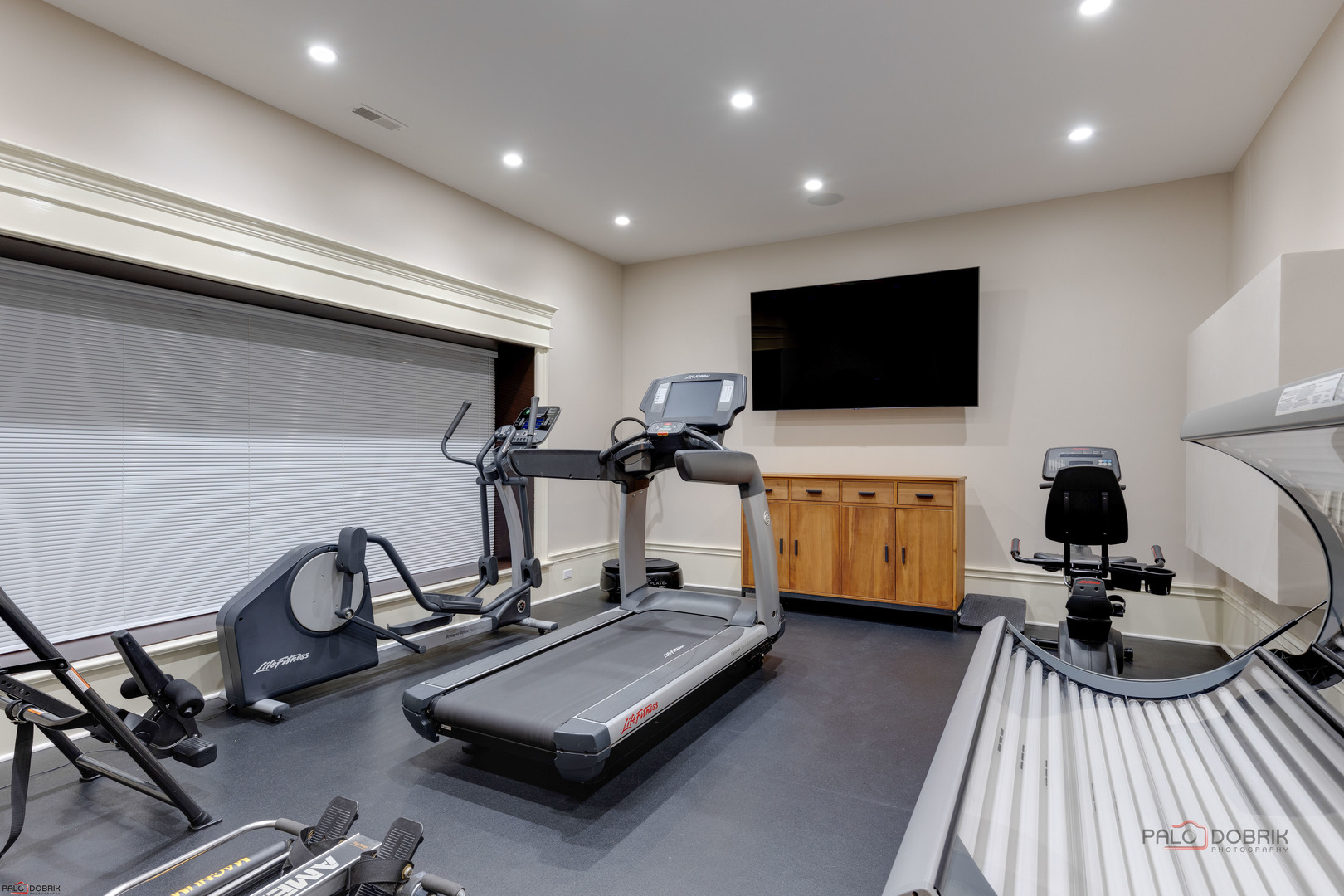 595 Cir Ln Lake Forest, IL 60045