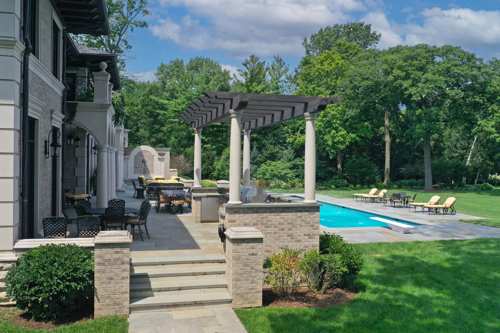 595 Cir Ln Lake Forest, IL 60045