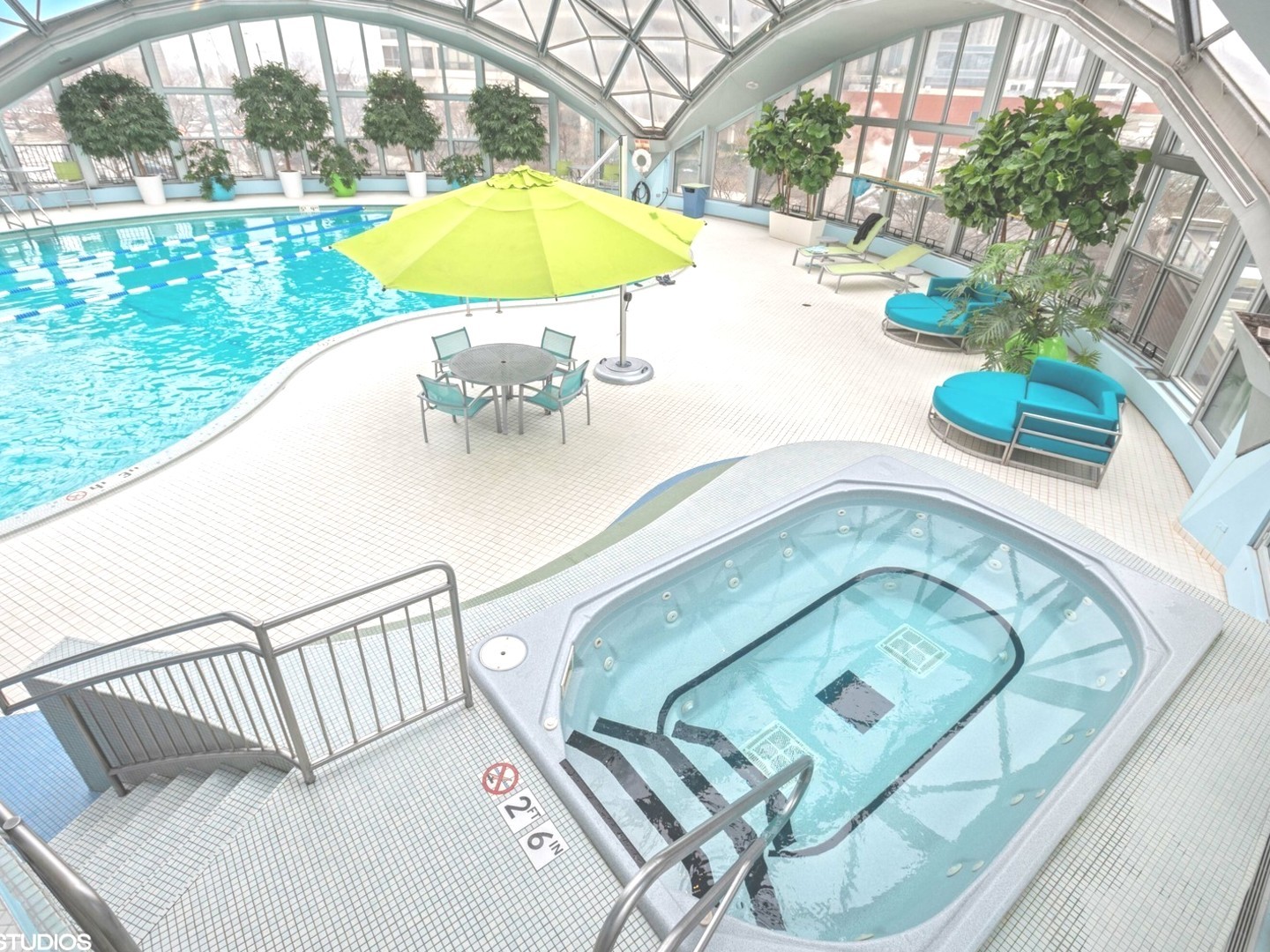 400 E RANDOLPH St #1804 Chicago, IL 60601