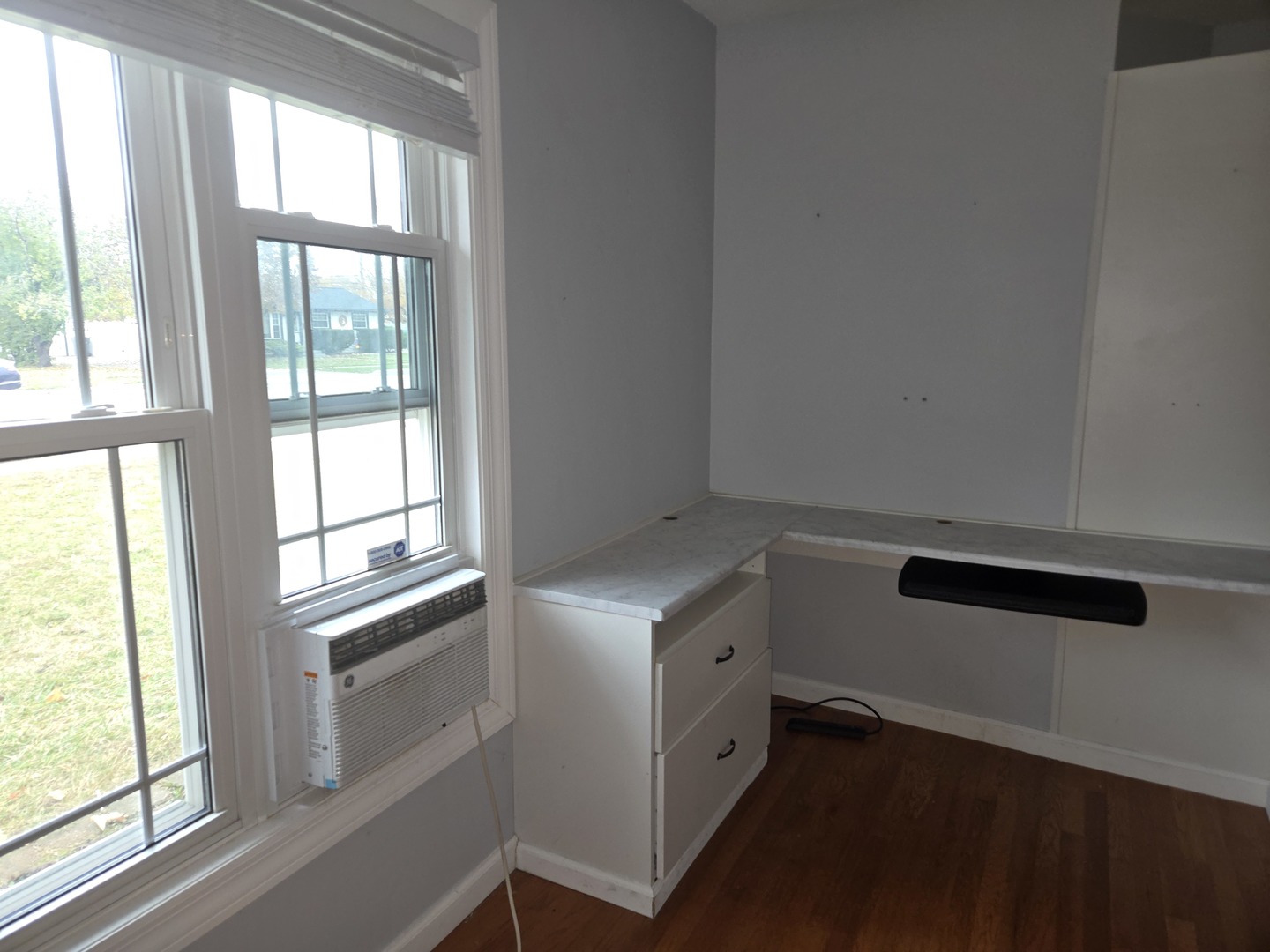 6108 Birmingham St Chicago Ridge, IL 60415