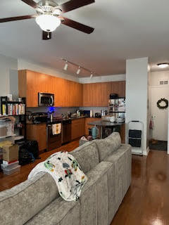 565 W Quincy St #1714 Chicago, IL 60661