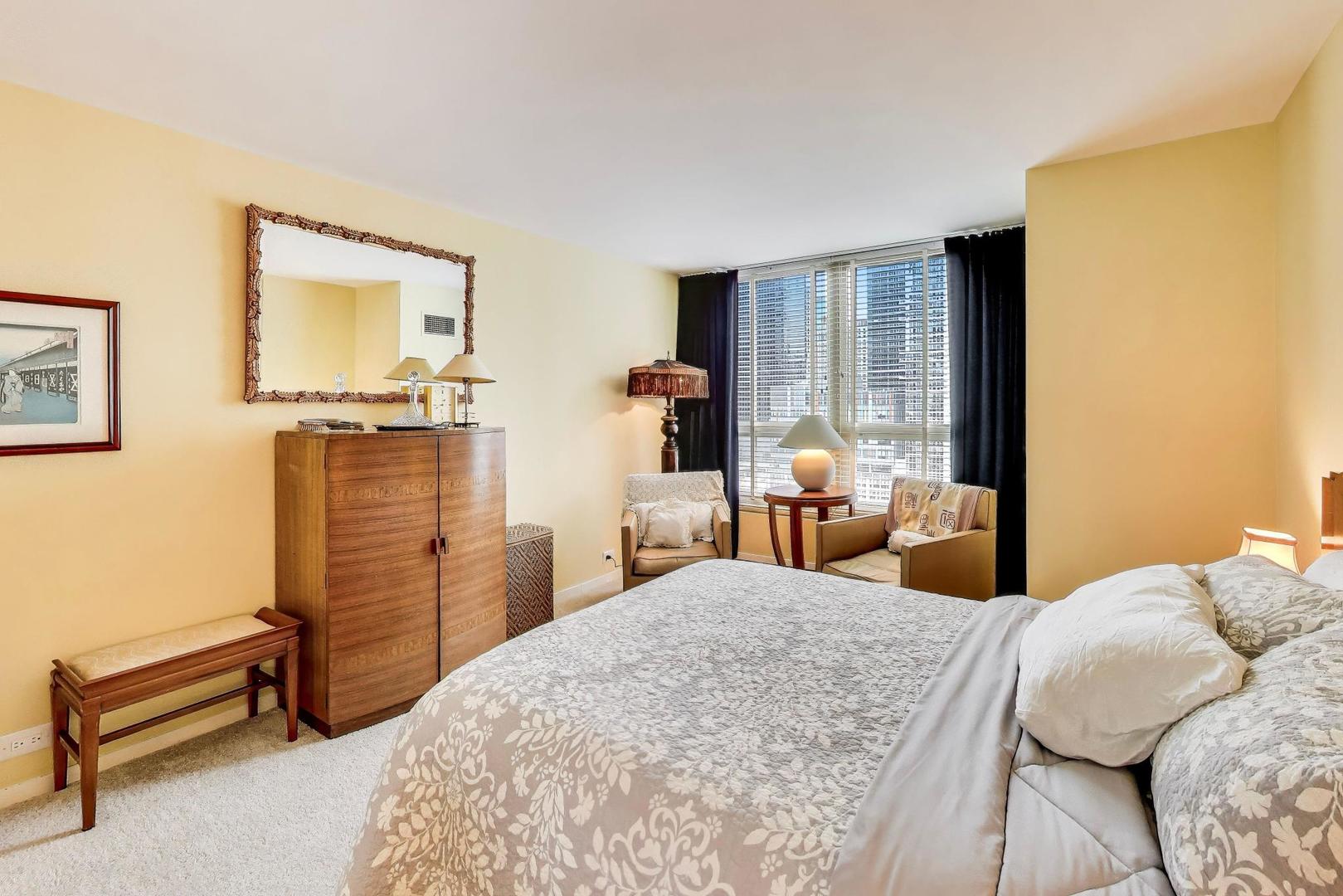 360 E Randolph St #1007 Chicago, IL 60601
