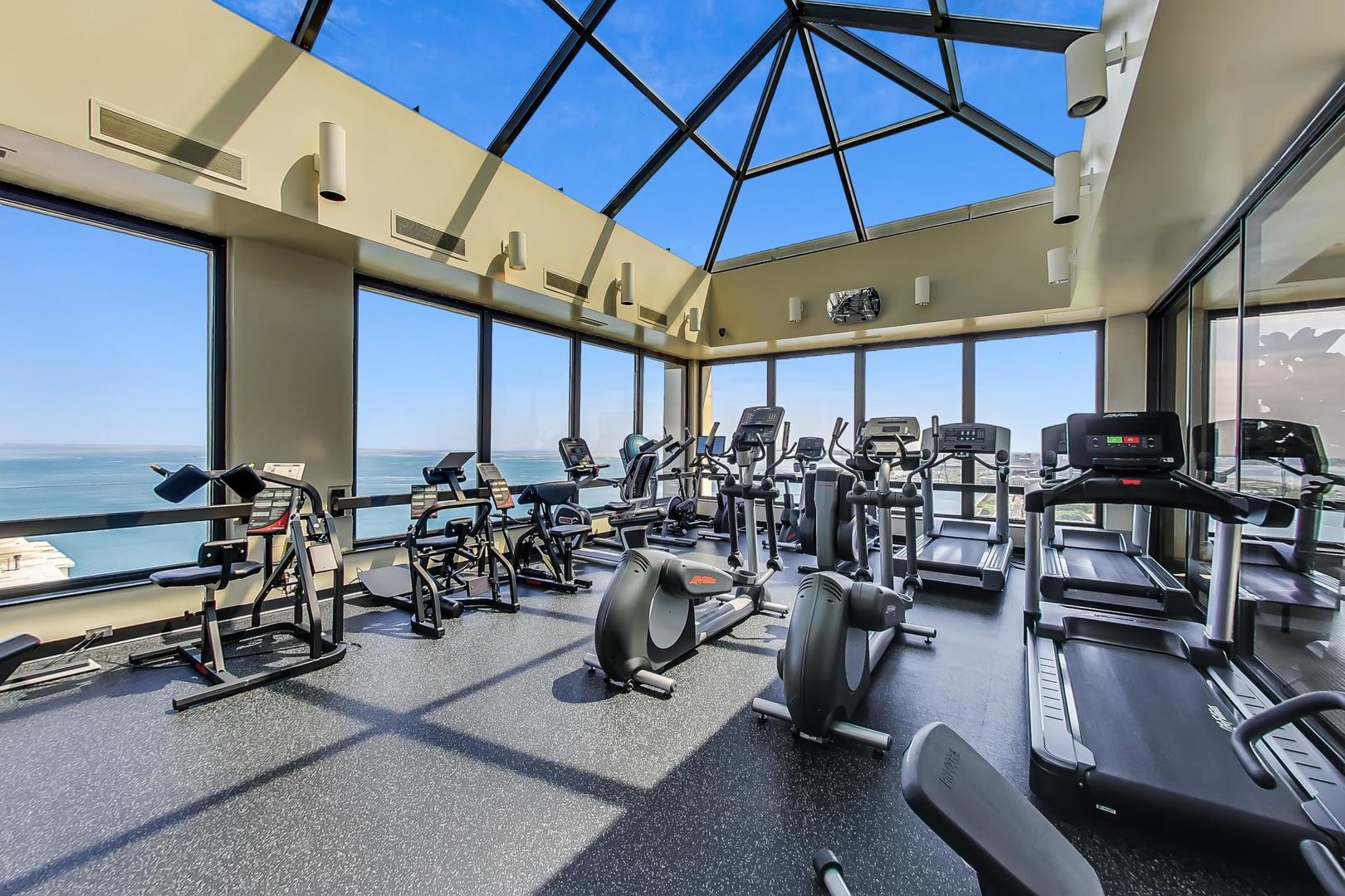 360 E Randolph St #1007 Chicago, IL 60601