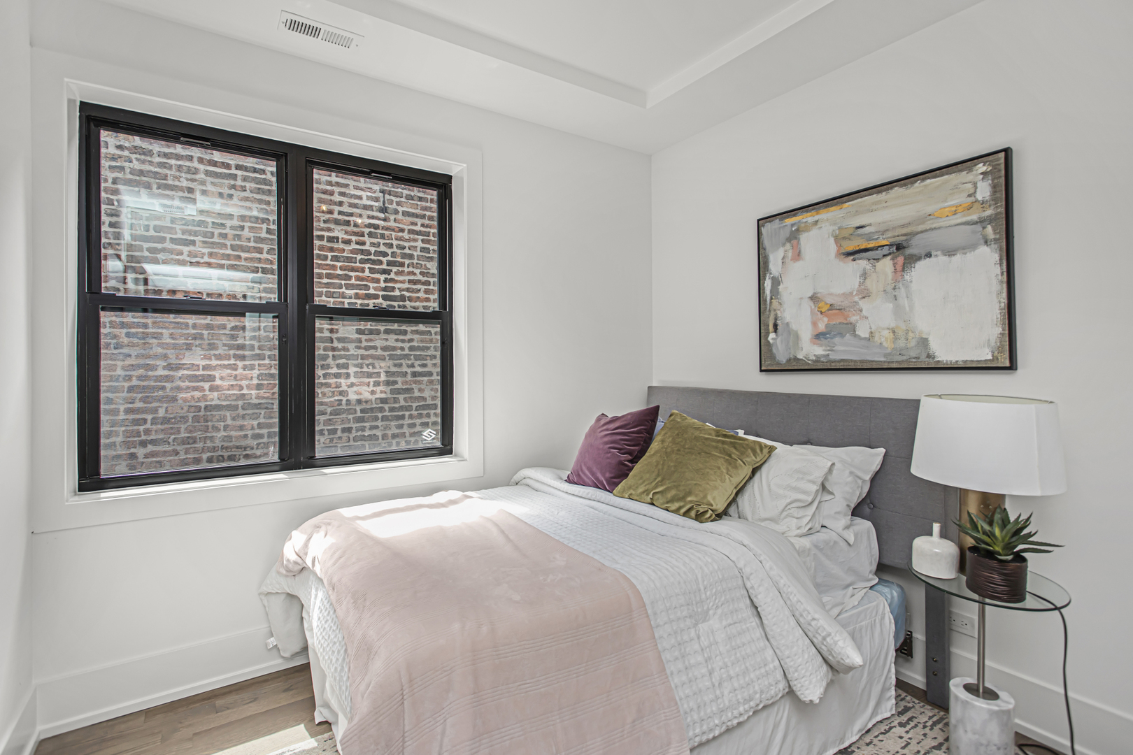 6526 S Ingleside Ave #2N Chicago, IL 60637