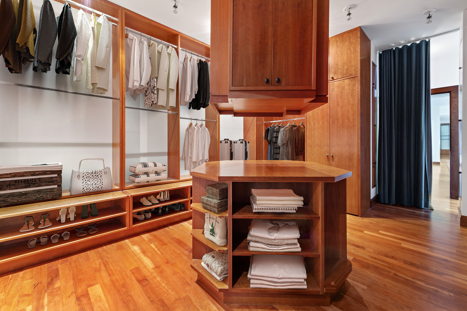 132 E Delaware Pl #6502 Chicago, IL 60611