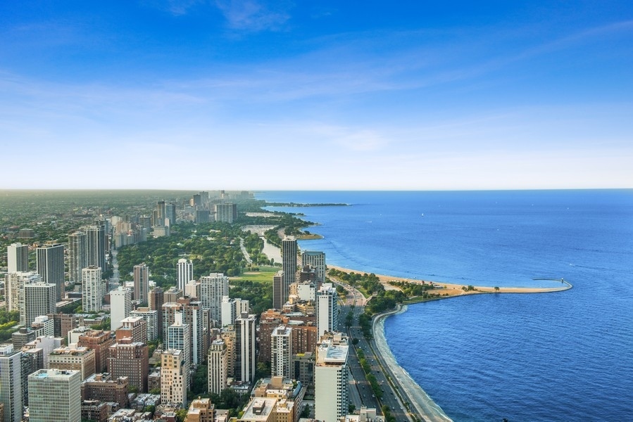 132 E Delaware Pl #6502 Chicago, IL 60611