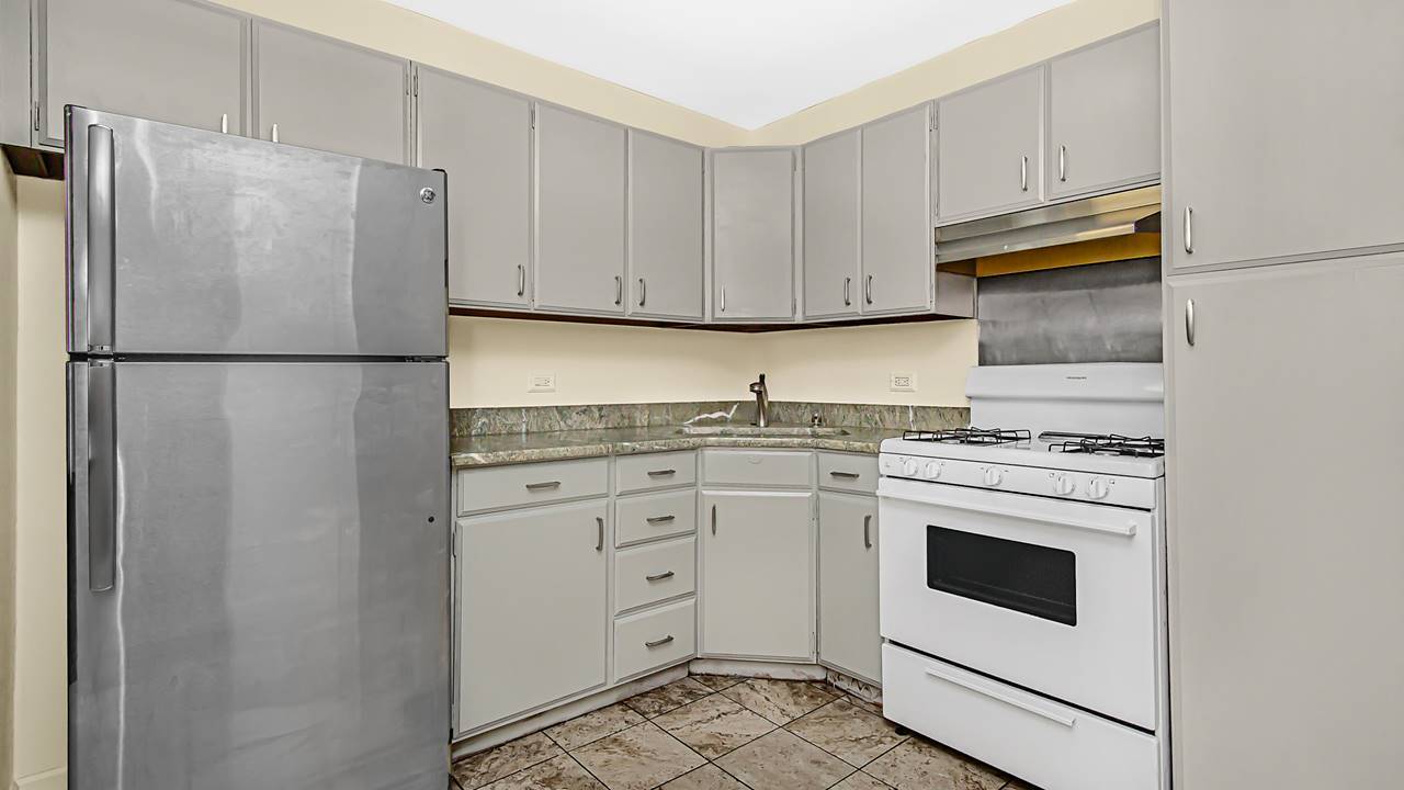 400 E RANDOLPH St #3321 Chicago, IL 60601