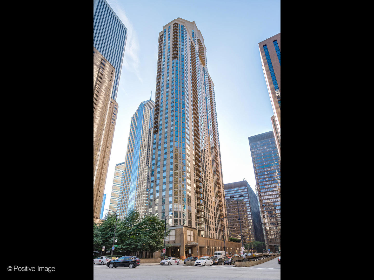 222 N Columbus Dr #4803