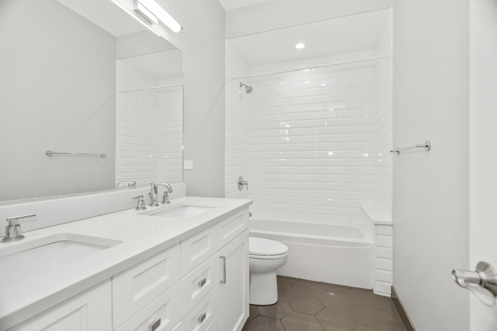 4133 N Kenmore Ave #1S Chicago, IL 60613