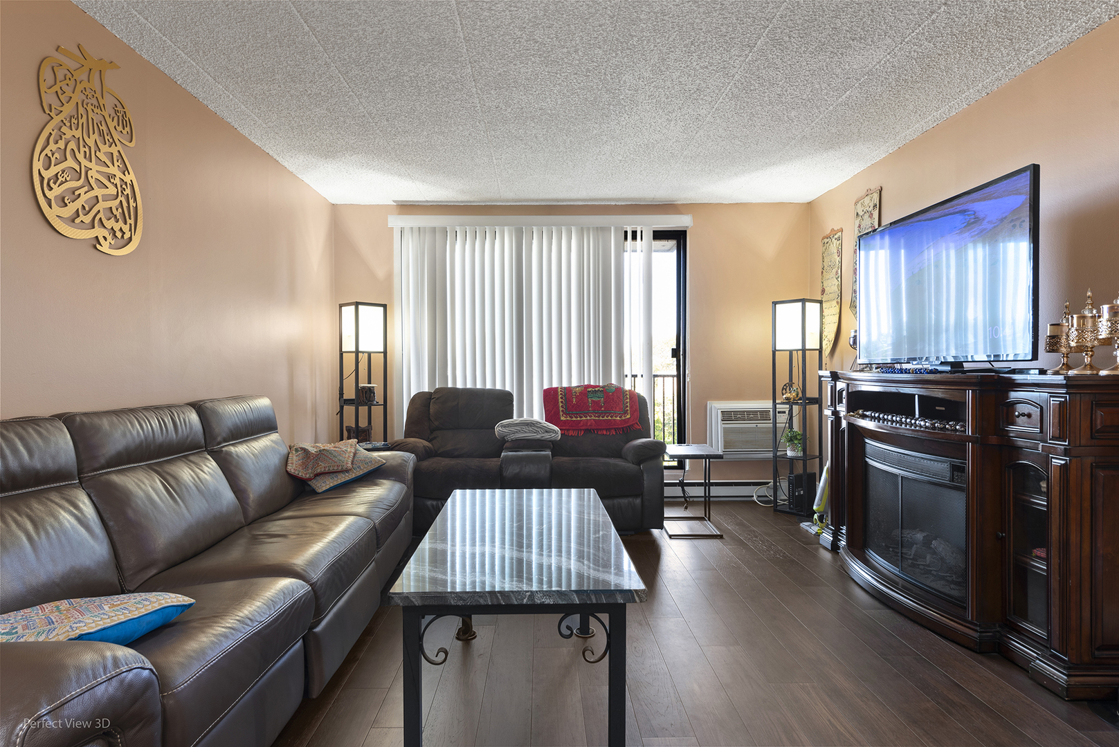 9701 N Dee Rd #5E Niles, IL 60714