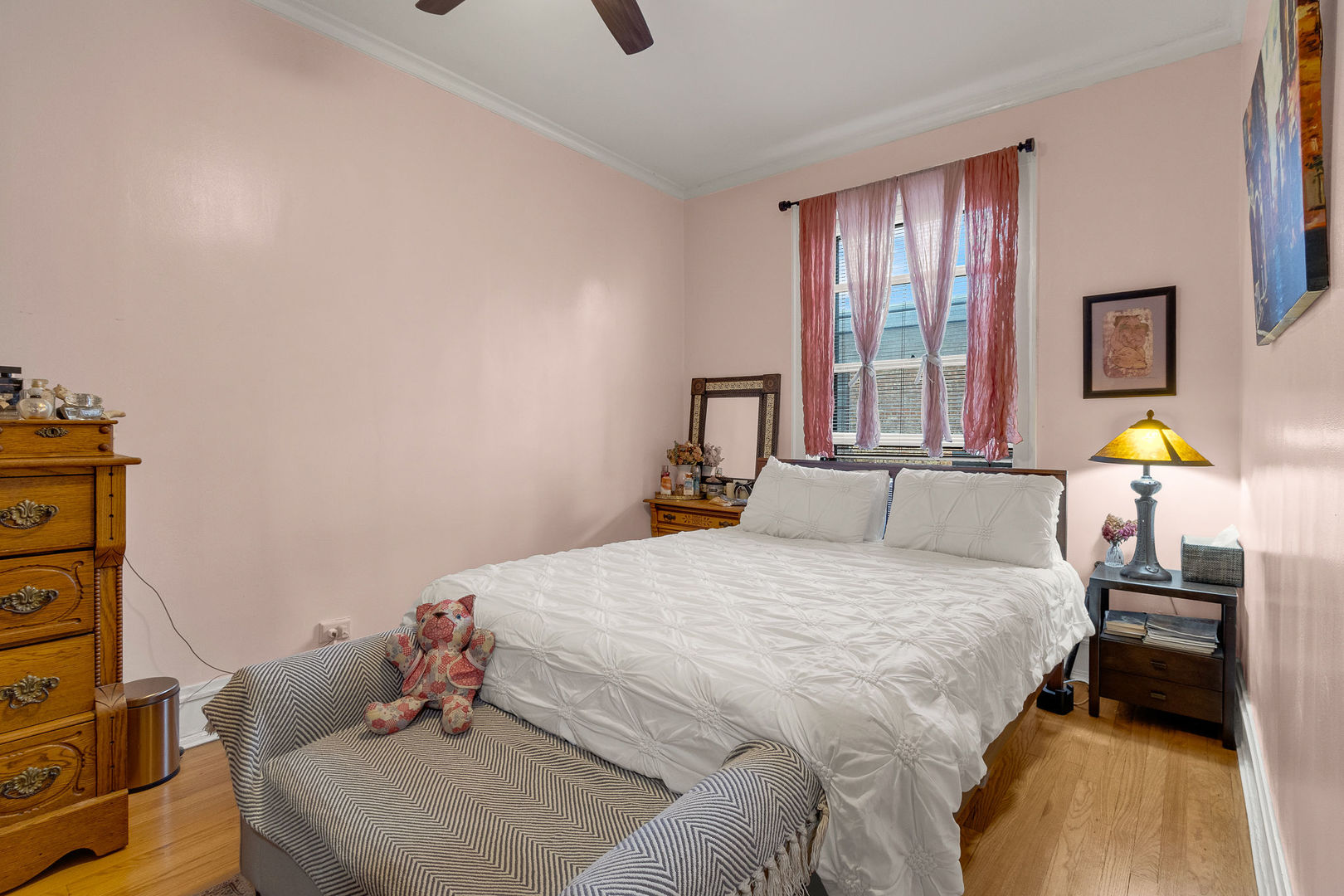 1042 Washington Blvd #3W Oak Park, IL 60302