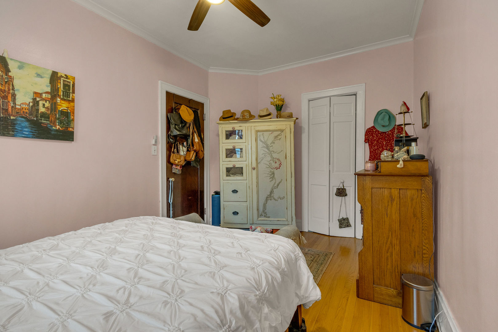 1042 Washington Blvd #3W Oak Park, IL 60302