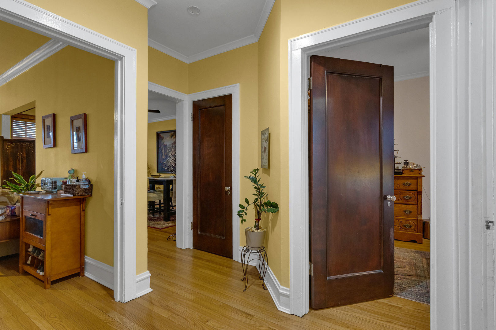 1042 Washington Blvd #3W Oak Park, IL 60302