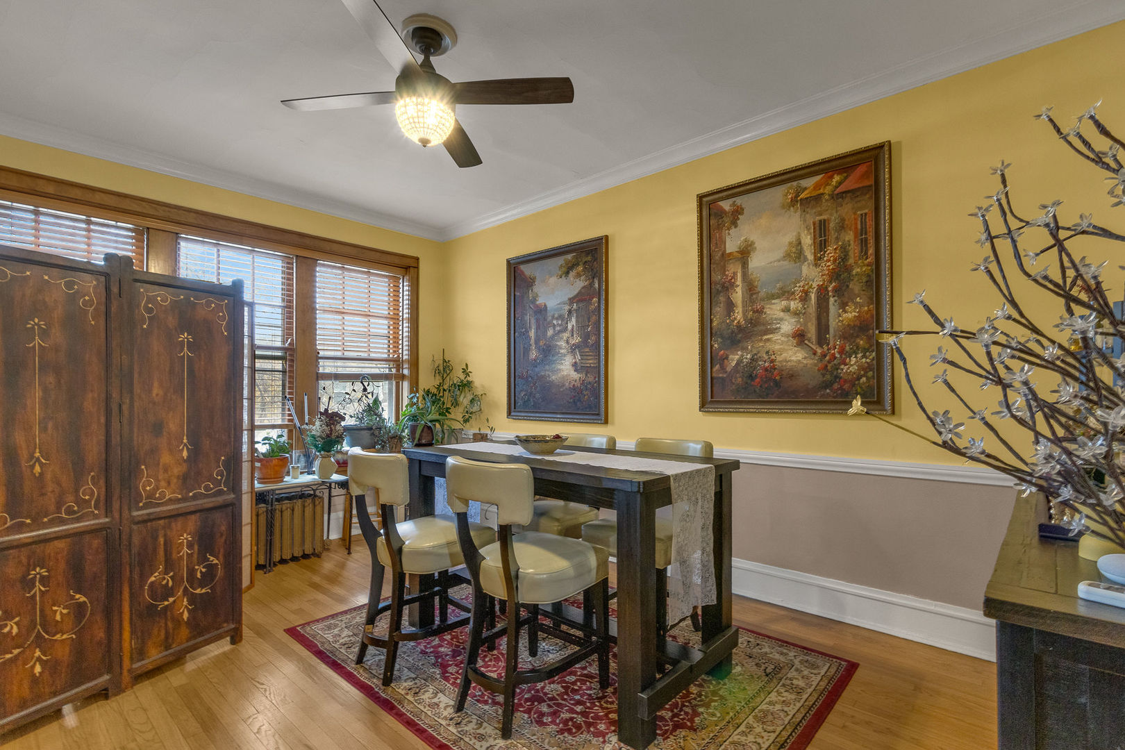 1042 Washington Blvd #3W Oak Park, IL 60302