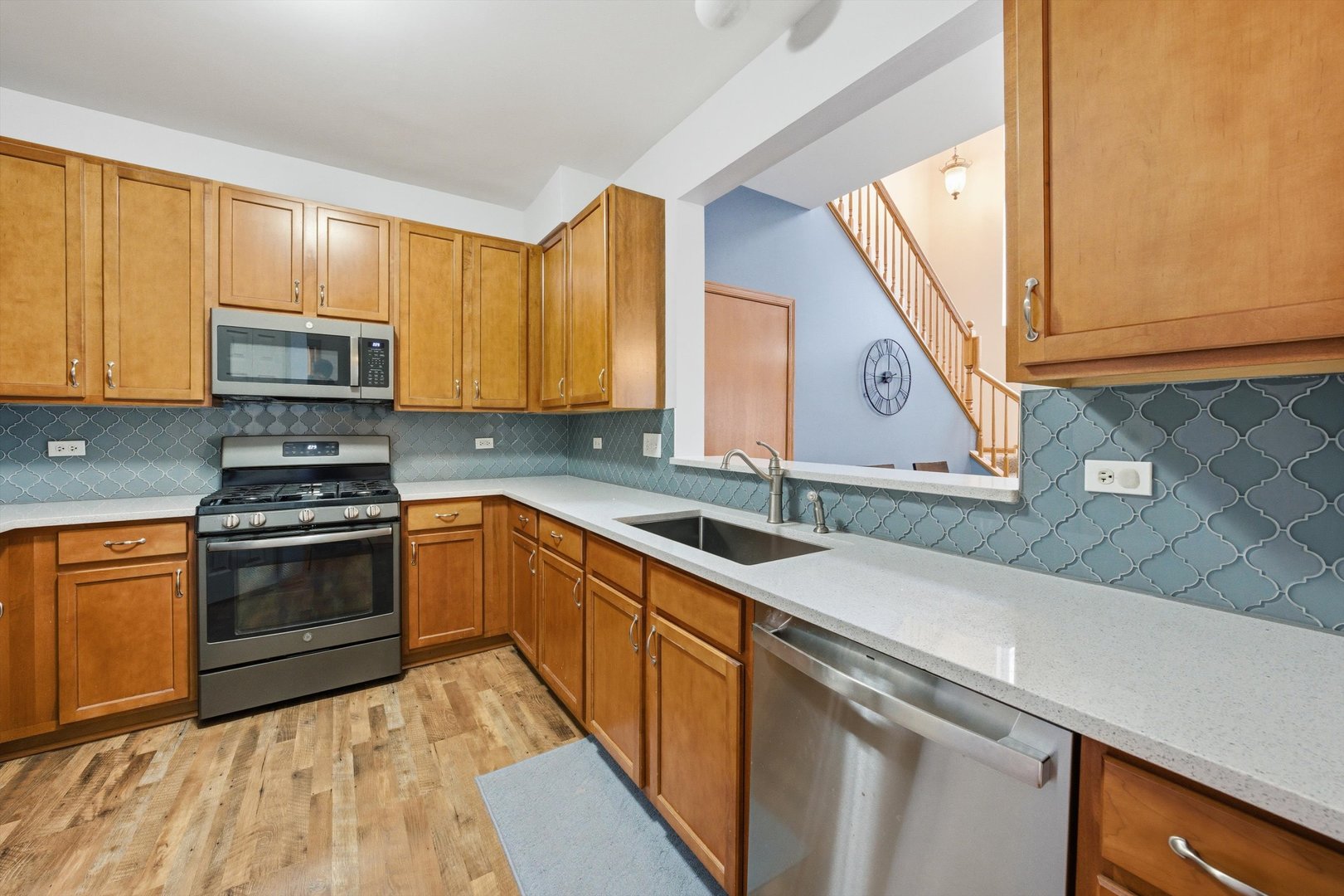 1110 Colonial Dr Joliet, IL 60432