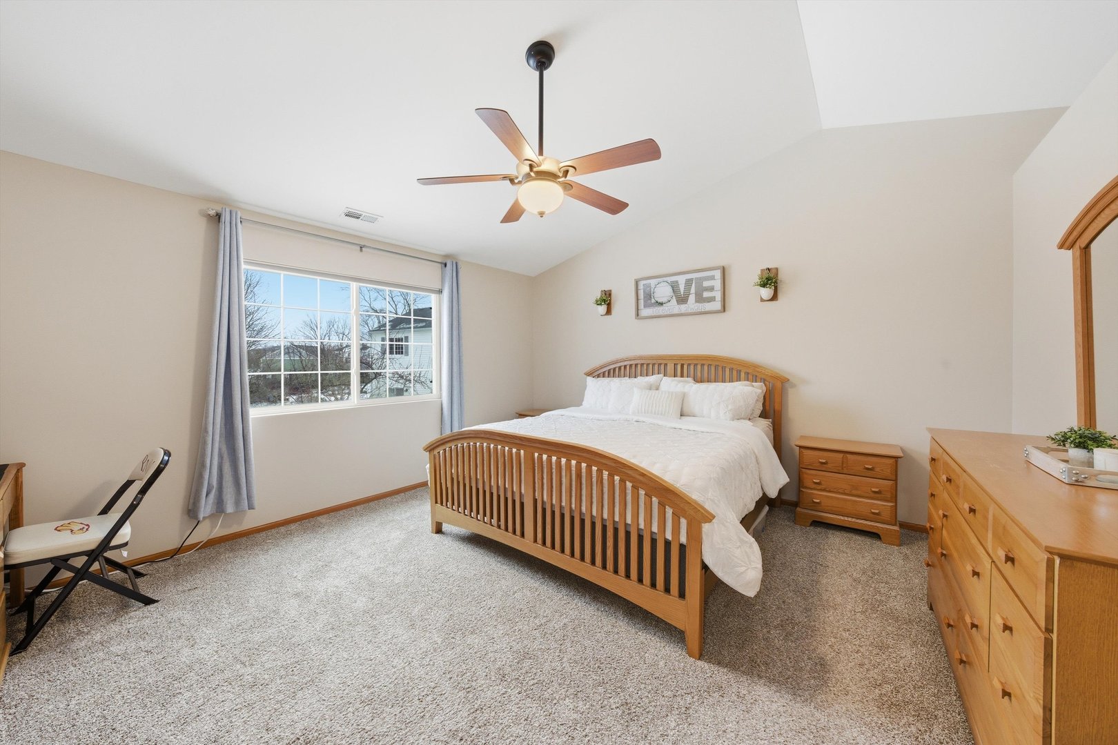 1110 Colonial Dr Joliet, IL 60432