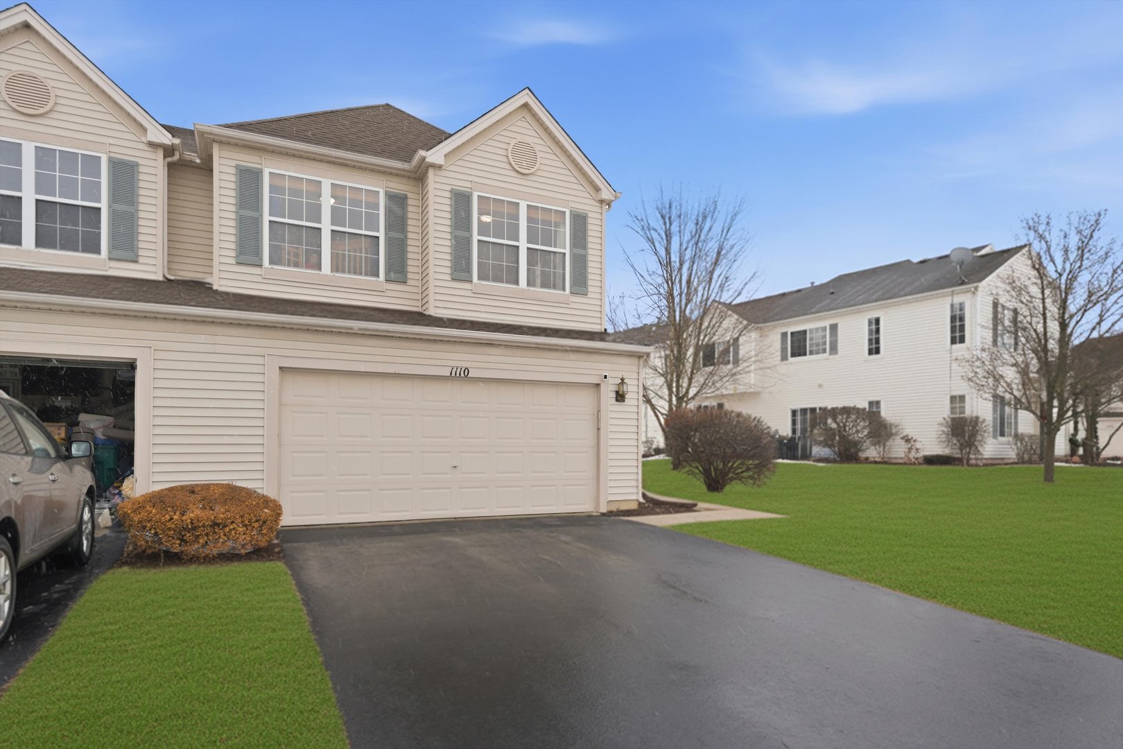 1110 Colonial Dr Joliet, IL 60432