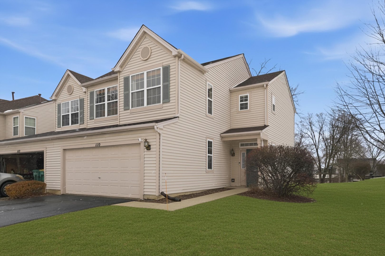 1110 Colonial Dr Joliet, IL 60432