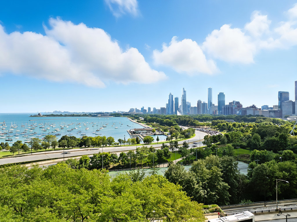 155 N Hbr Dr #1708 Chicago, IL 60601