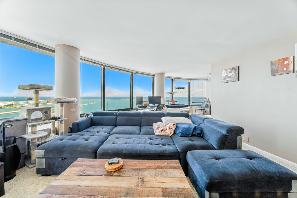 155 N Hbr Dr #1708 Chicago, IL 60601