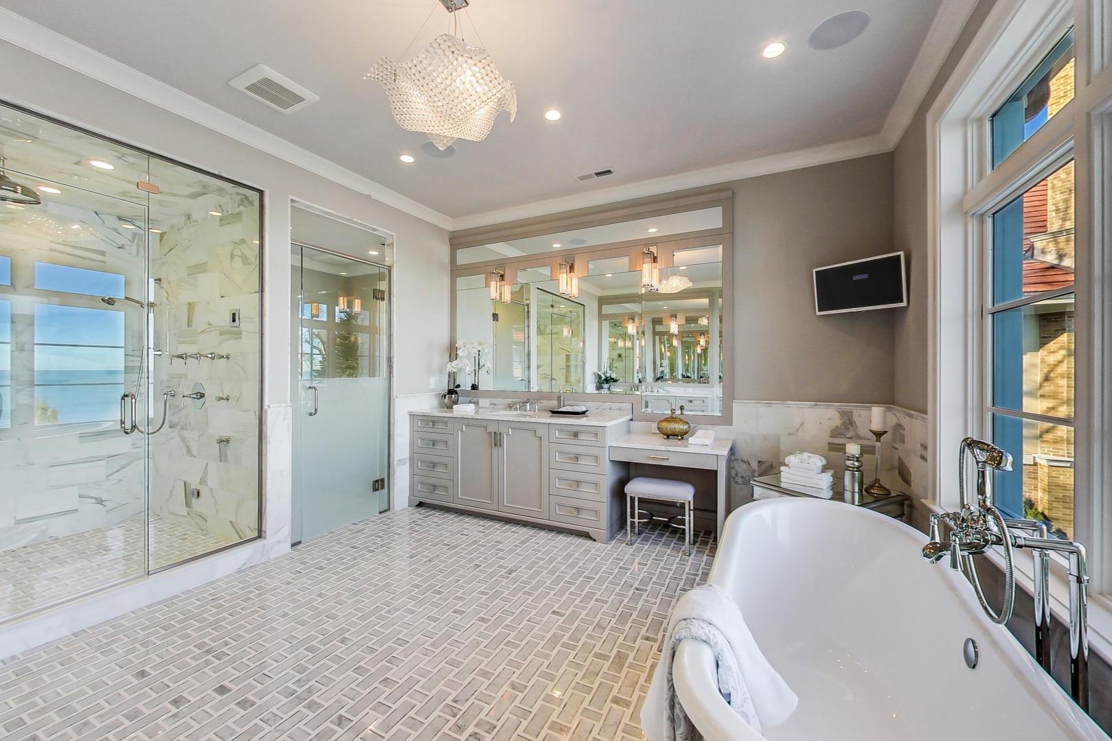 501 Sheridan Rd Kenilworth, IL 60043