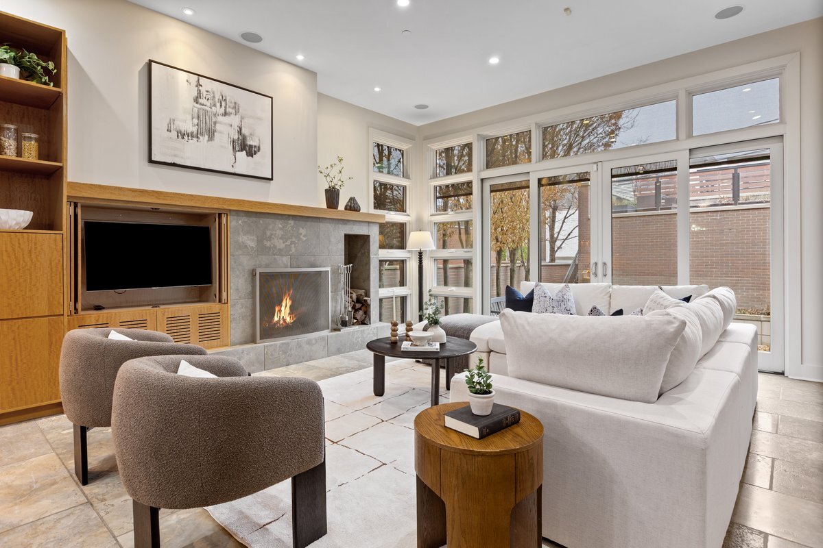 1842 N Wolcott Ave Chicago, IL 60622