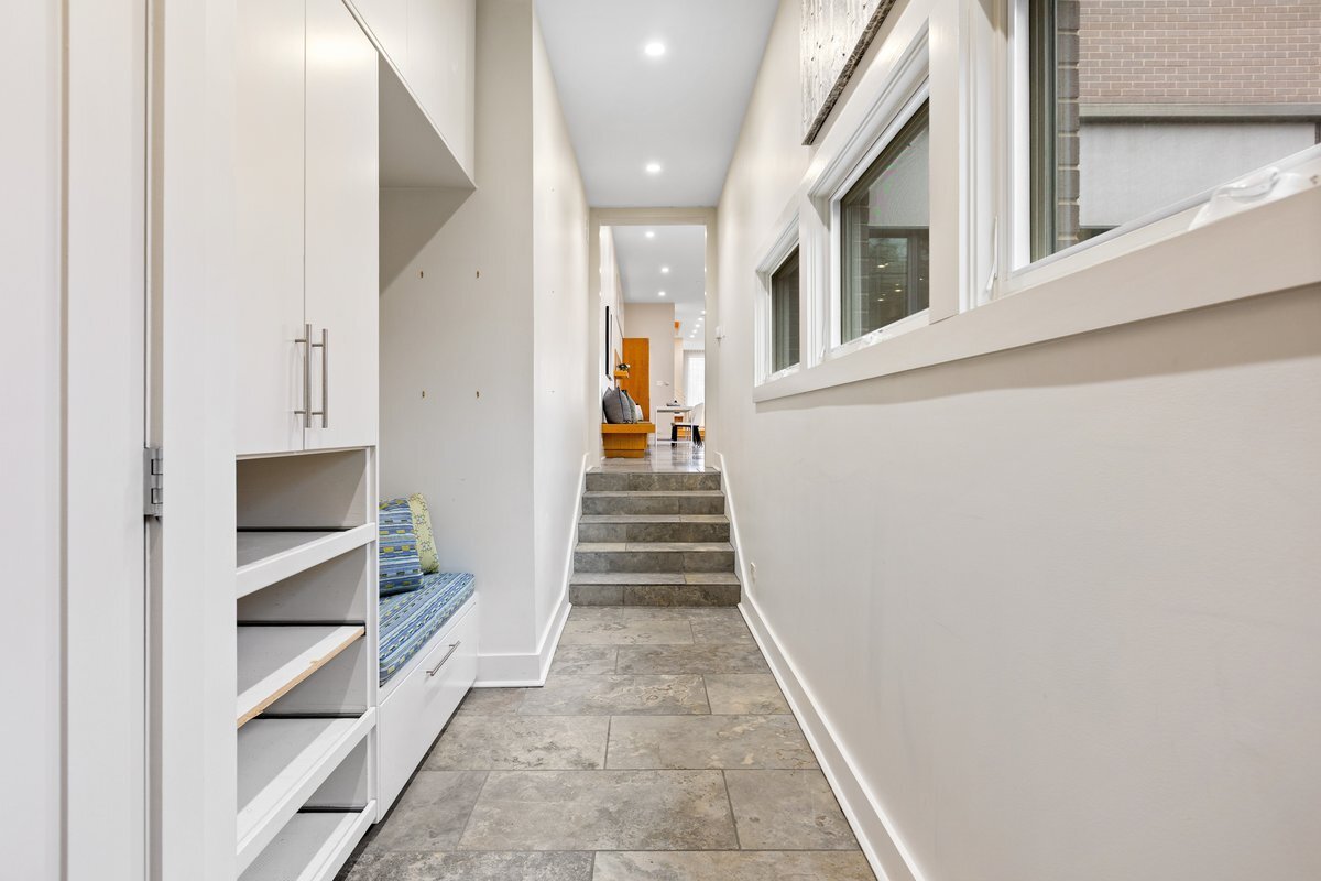 1842 N Wolcott Ave Chicago, IL 60622