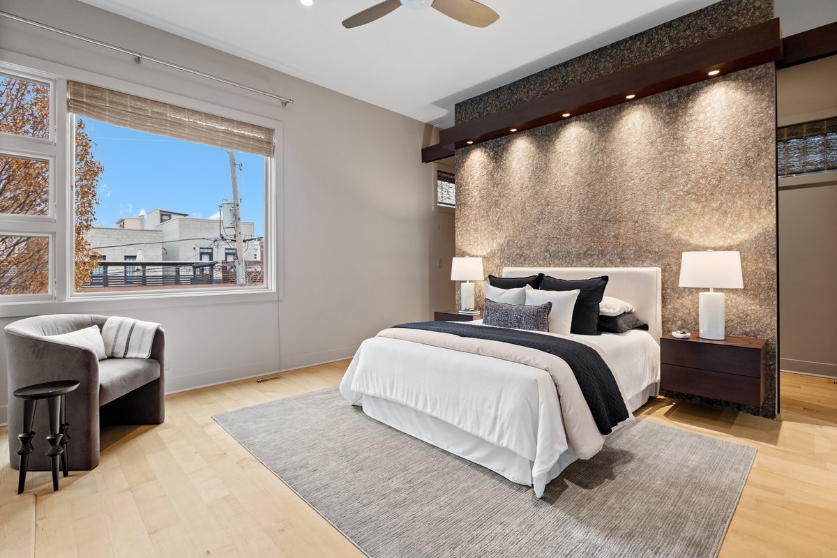 1842 N Wolcott Ave Chicago, IL 60622