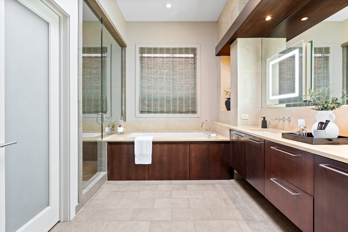 1842 N Wolcott Ave Chicago, IL 60622