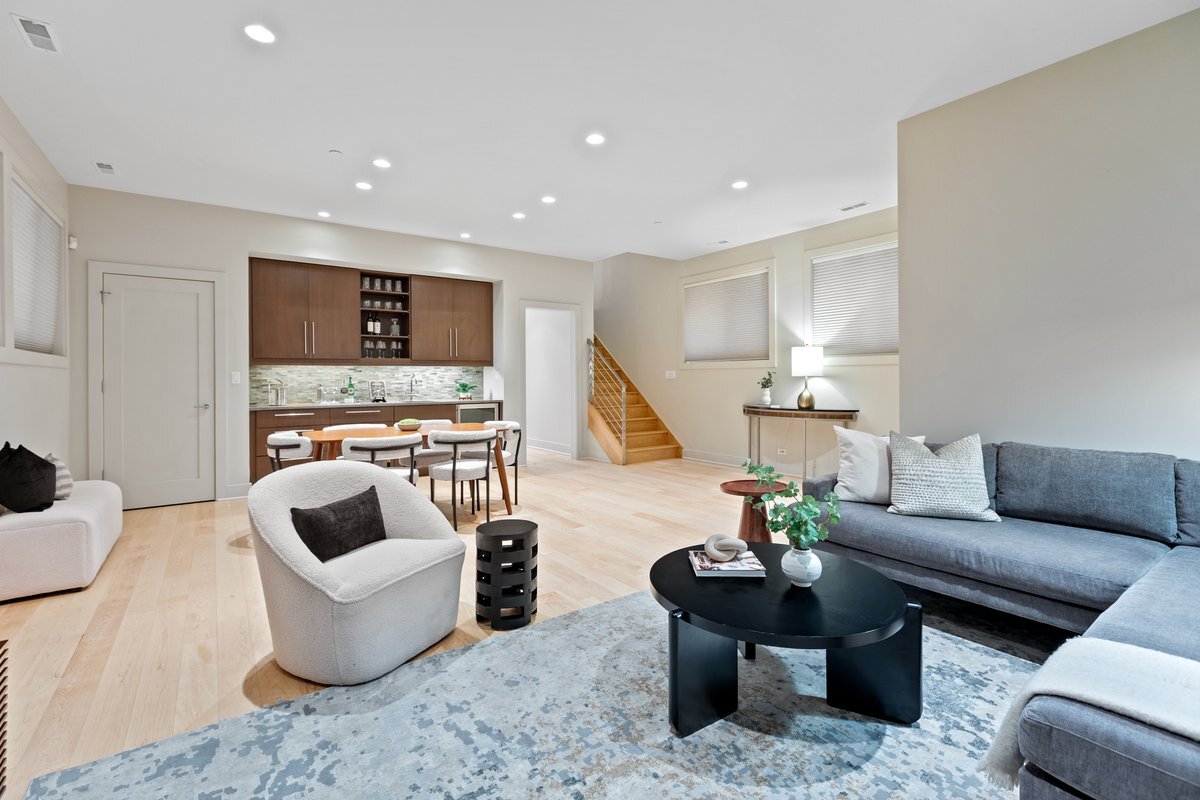 1842 N Wolcott Ave Chicago, IL 60622