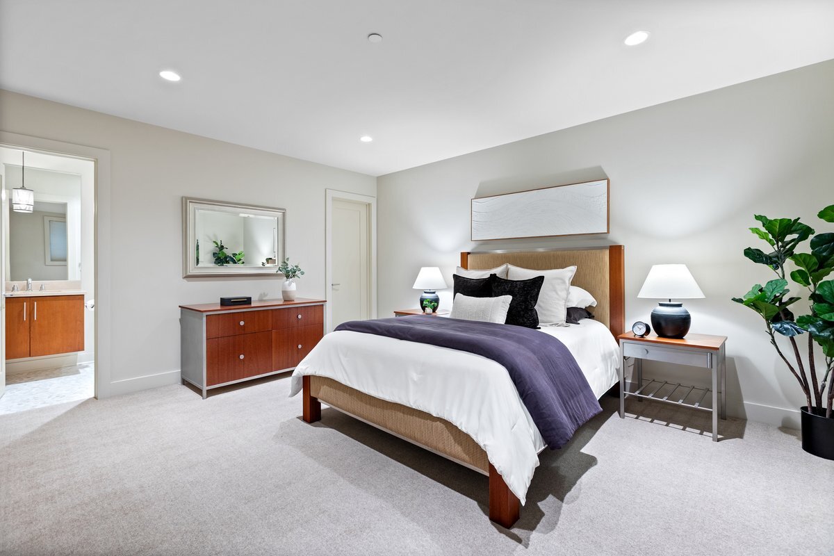 1842 N Wolcott Ave Chicago, IL 60622