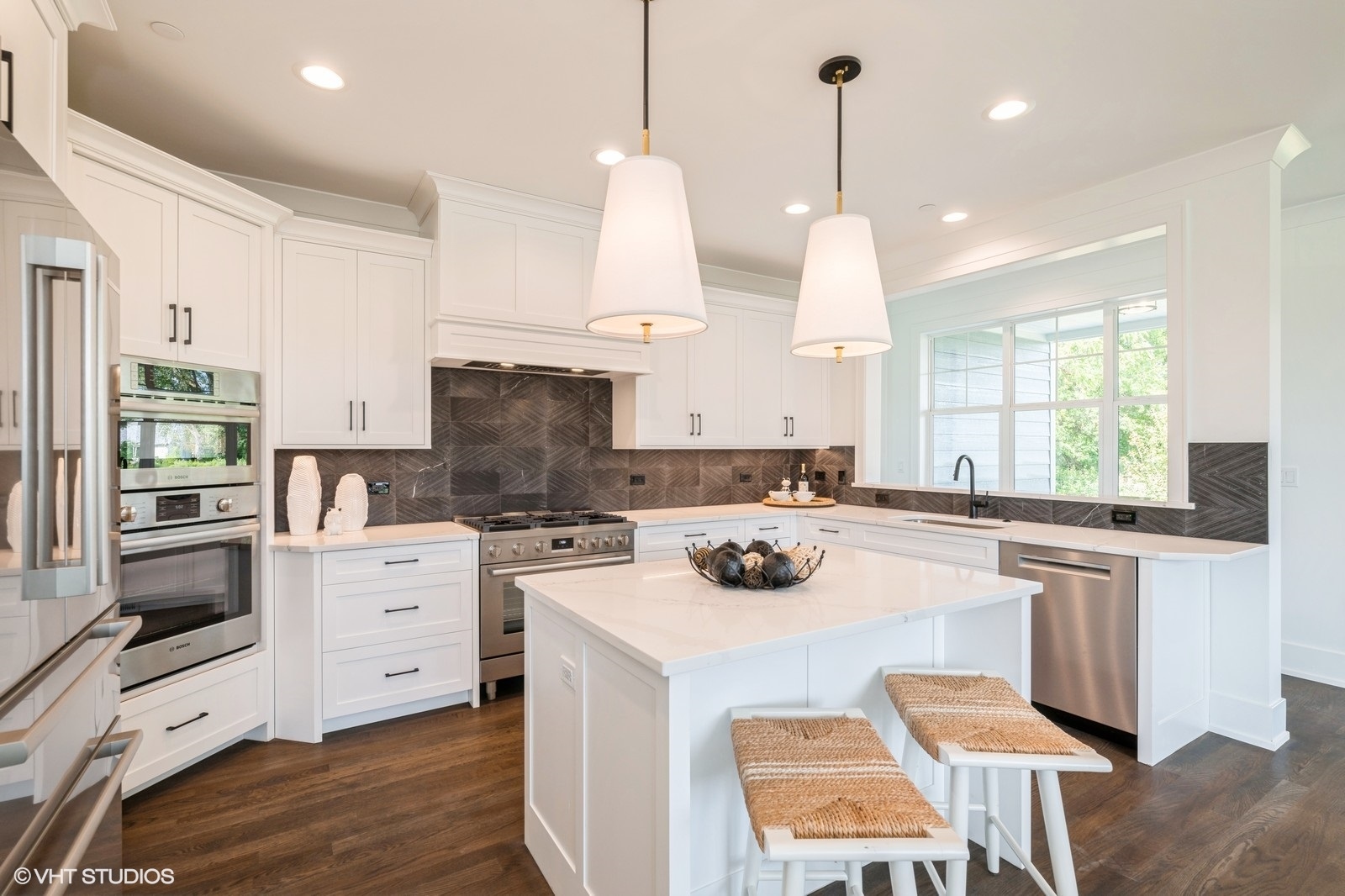 2514 Hidden Oak (LOT 9) Cir Highland Park, IL 60035