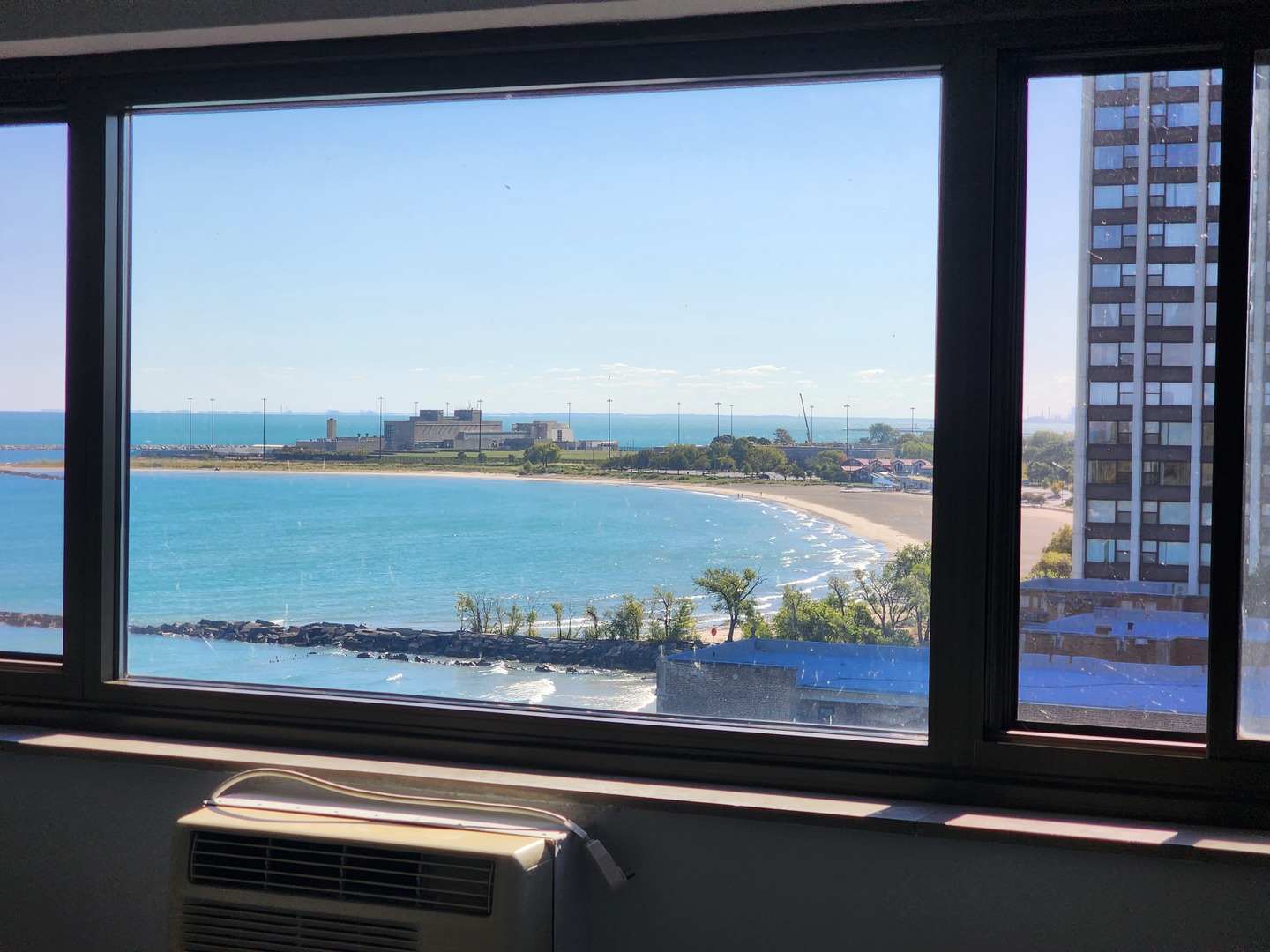 7337 S South Shr Dr #1431 Chicago, IL 60649