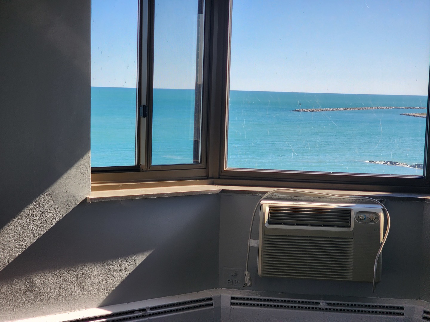 7337 S South Shr Dr #1431 Chicago, IL 60649