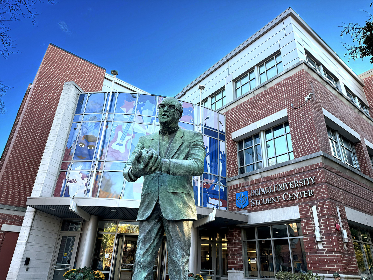 907-909 W Webster Ave Chicago, IL 60614