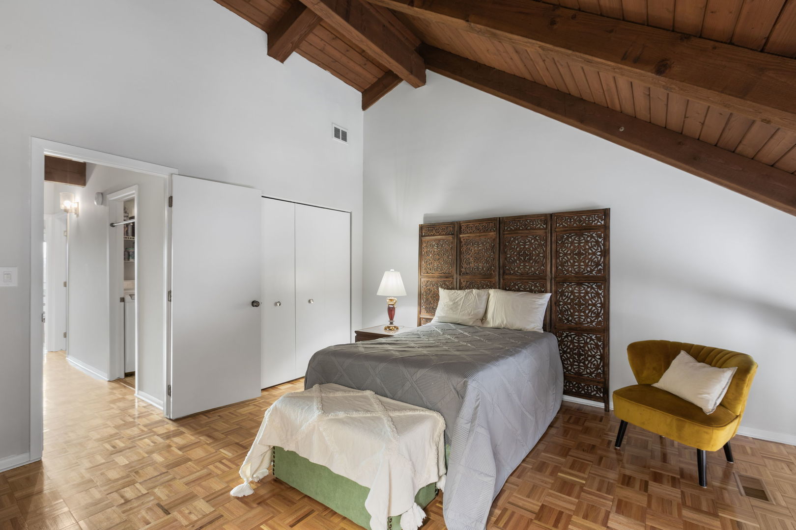 6600 W Wood Riv Dr #201 Niles, IL 60714