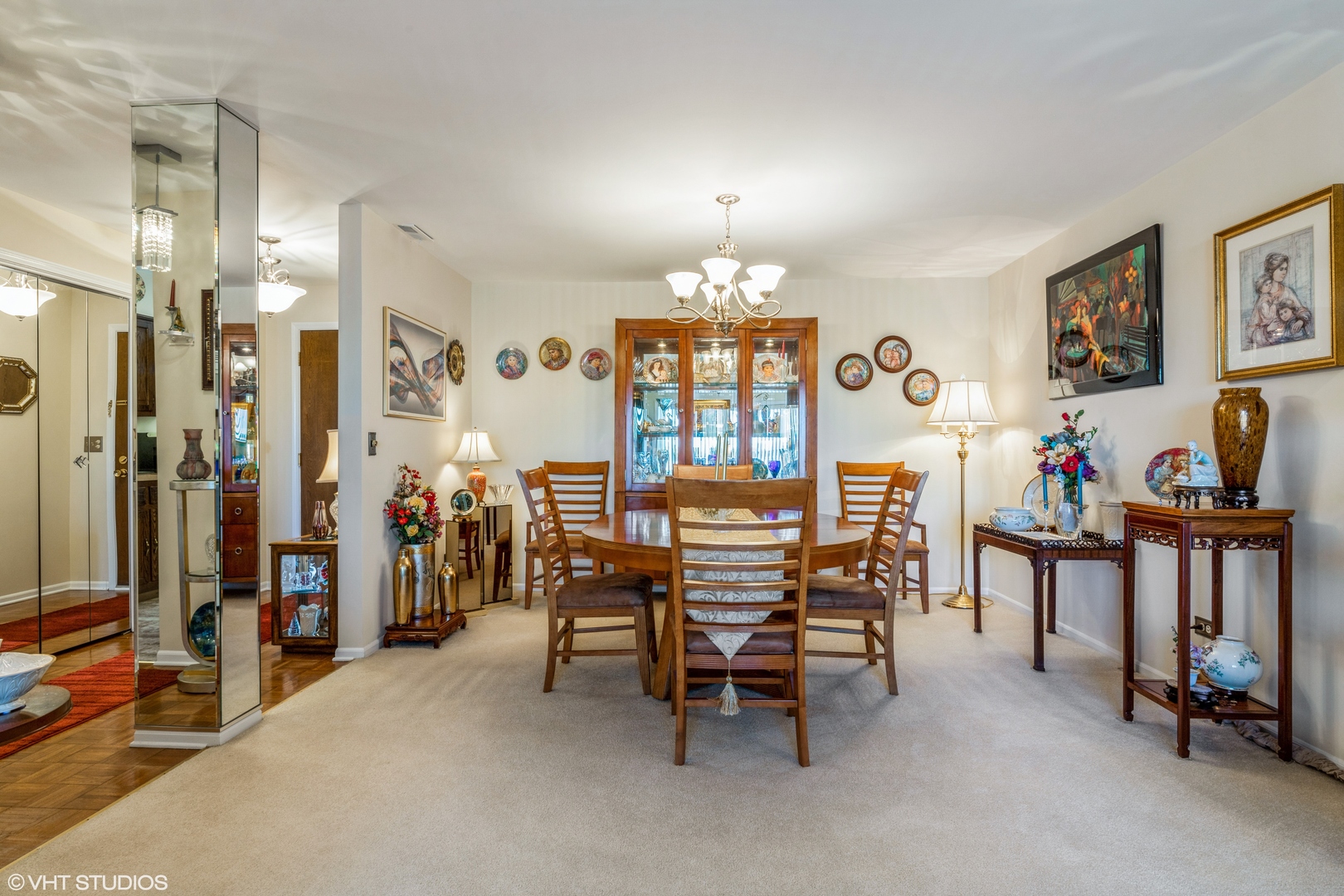 8100 W Foster Ln #510 Niles, IL 60714