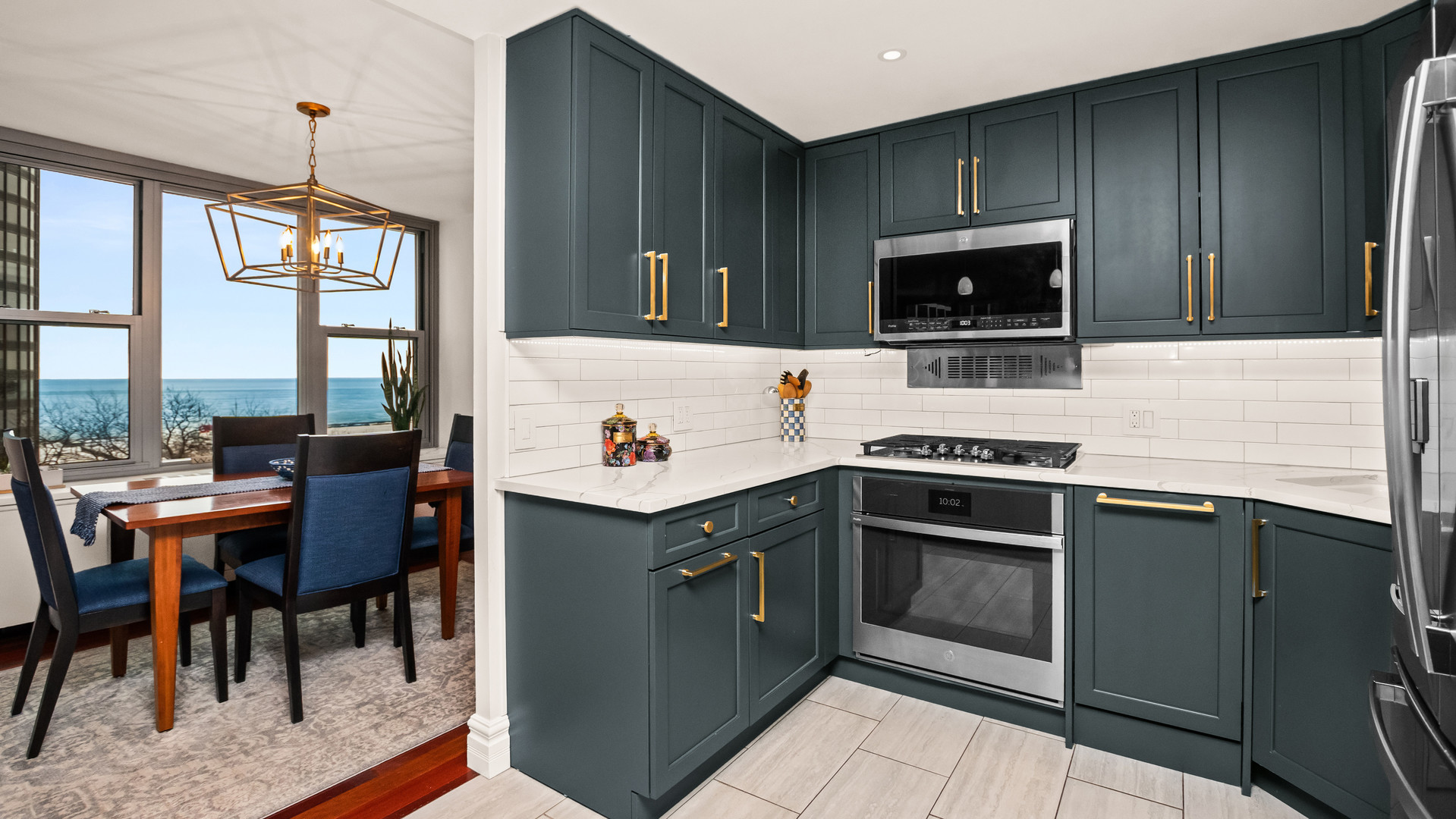 400 E Randolph St #1210 Chicago, IL 60601