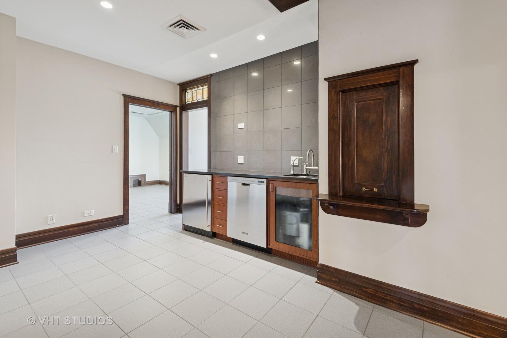 1120 Frst Ave Evanston, IL 60202