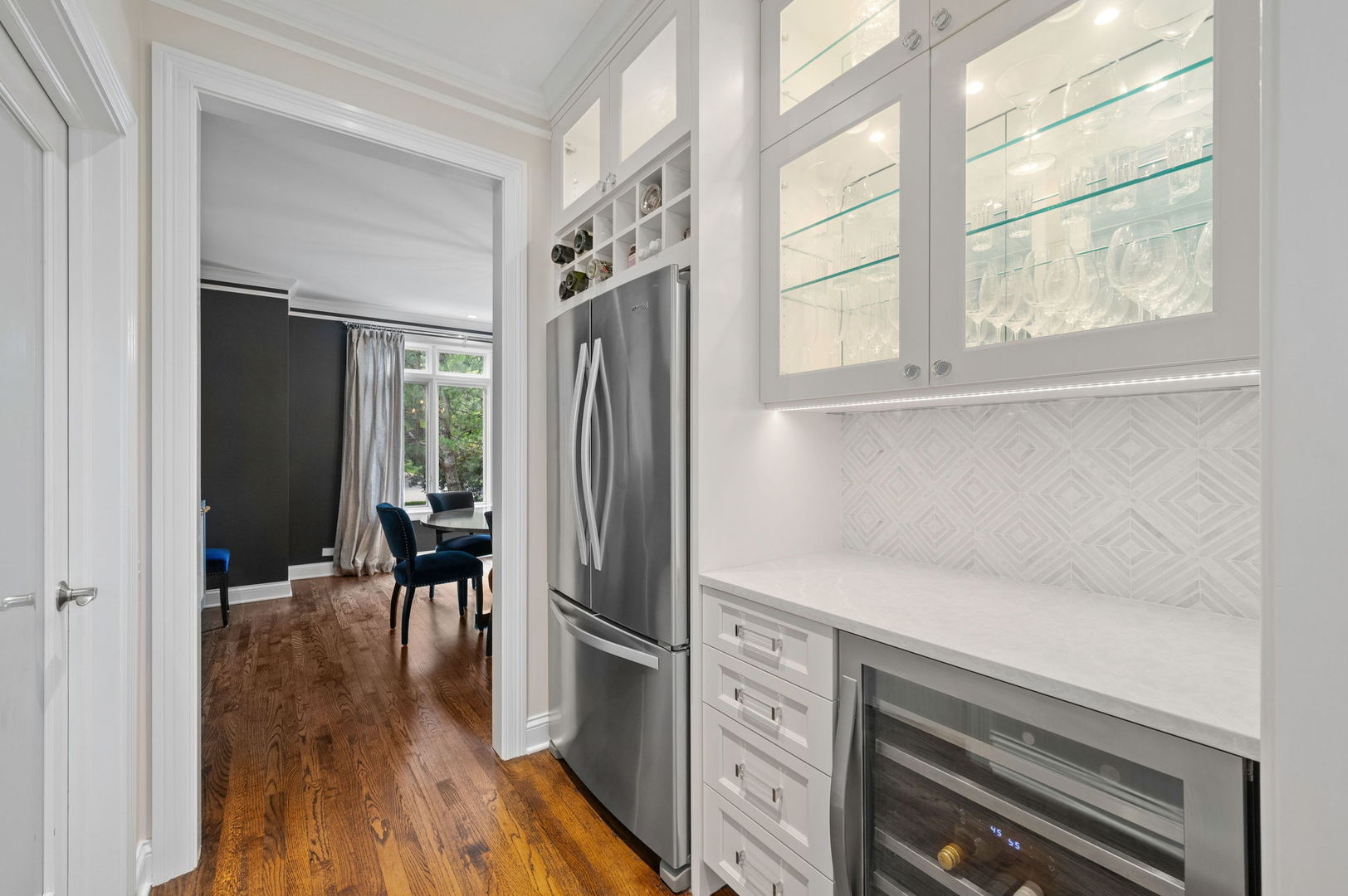 361 Rdg Rd Highland Park, IL 60035