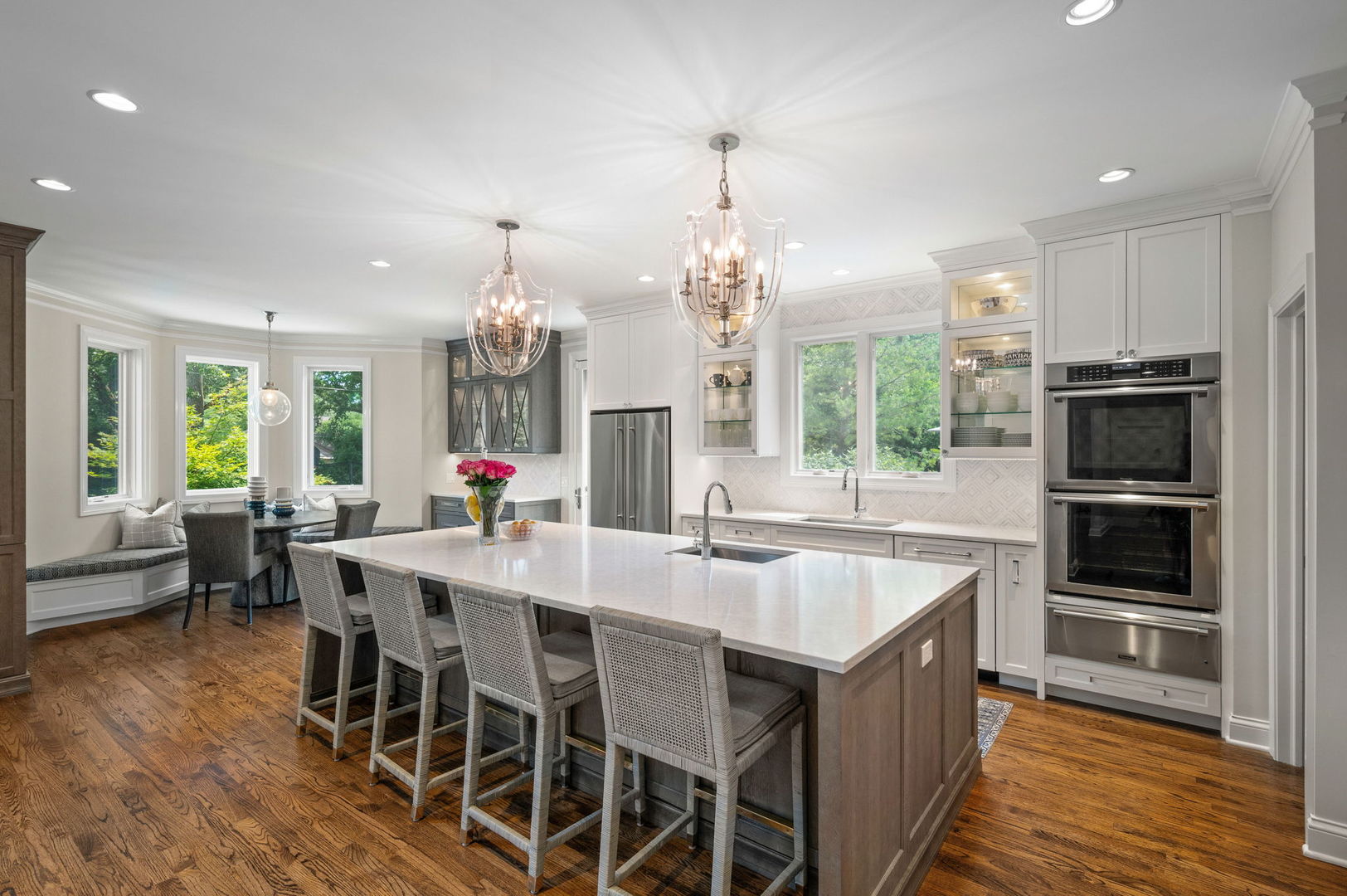 361 Rdg Rd Highland Park, IL 60035