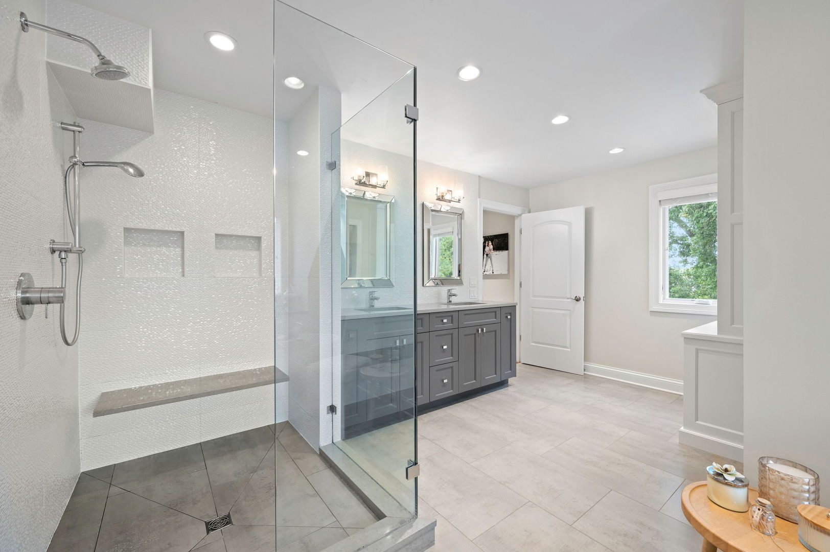 361 Rdg Rd Highland Park, IL 60035