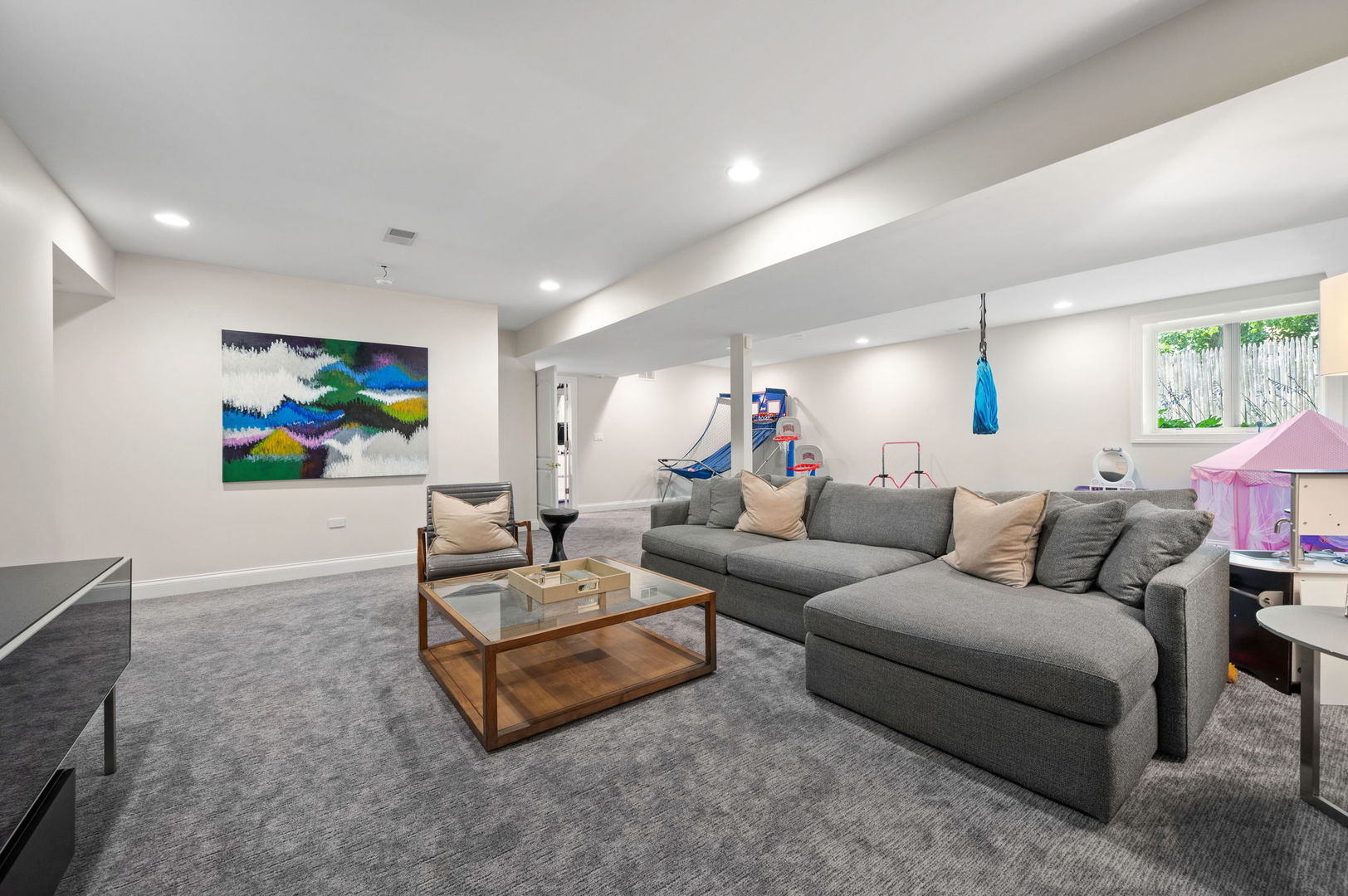 361 Rdg Rd Highland Park, IL 60035