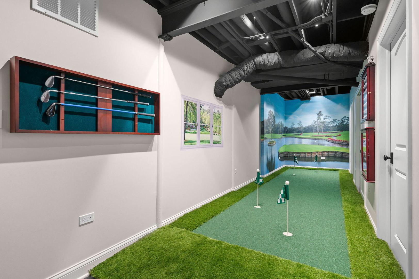 361 Rdg Rd Highland Park, IL 60035