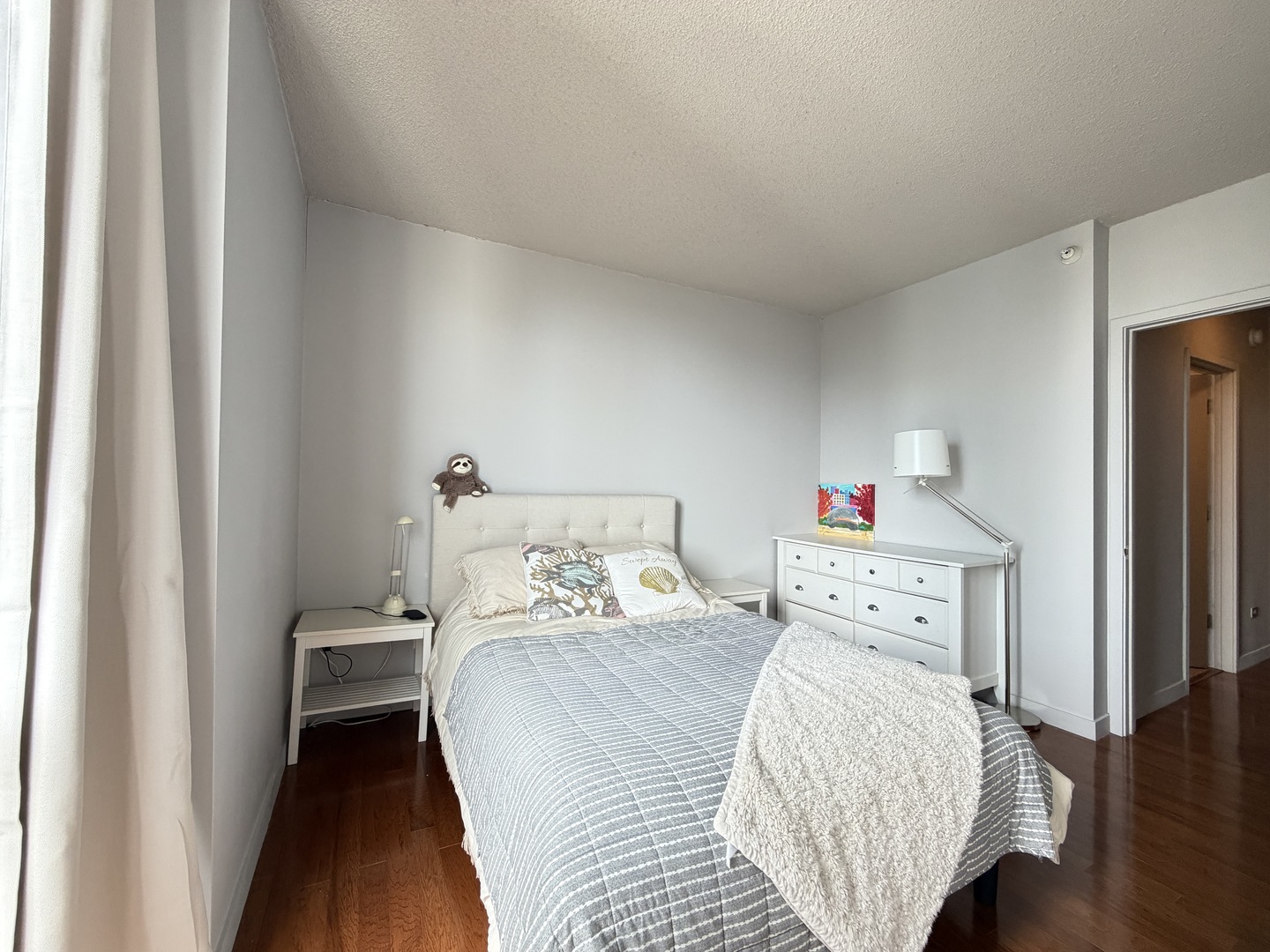 222 N Columbus Dr #4008 Chicago, IL 60601